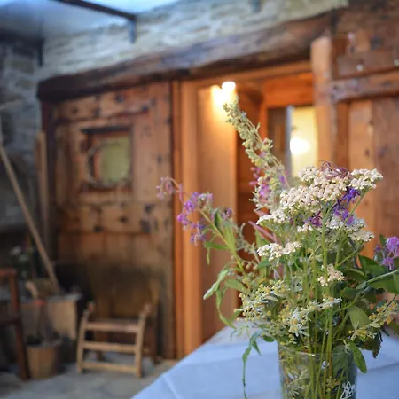 Couette-café Osteria L'iero D'eima' *