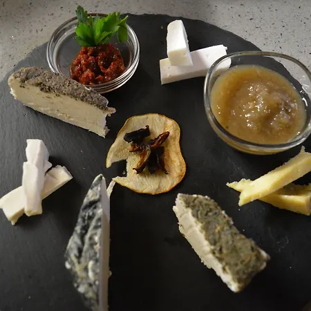 Osteria L'iero D'eima' Frühstückspension Meleze