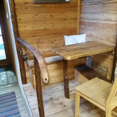 Osteria L'iero D'eima' Frühstückspension Meleze