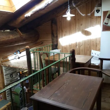 Frühstückspension Osteria L'iero D'eima' 3*
