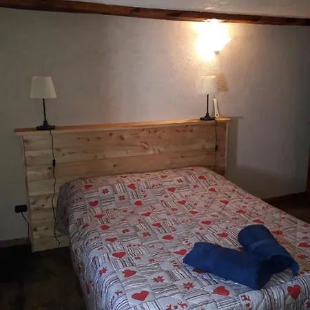 Osteria L'iero D'eima' Nocleg ze śniadaniem 3*