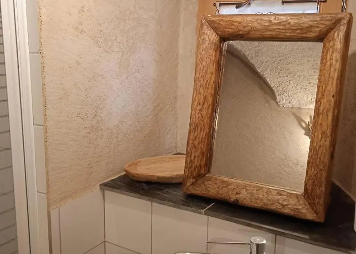 Osteria L'iero D'eima' 住宿加早餐酒店 3*