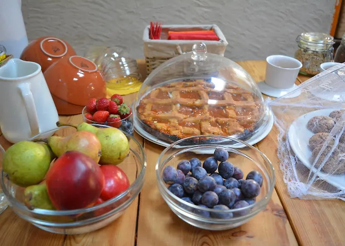 Osteria L'iero D'eima' 住宿加早餐酒店 Meleze