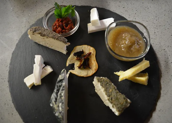 Osteria L'iero D'eima' Bed & Breakfast Meleze
